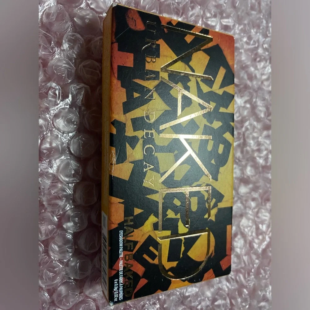 Naked mini eyeshadow palette “Half Baked “ *2025 deals feel free to drop offer - Picture 4 of 5